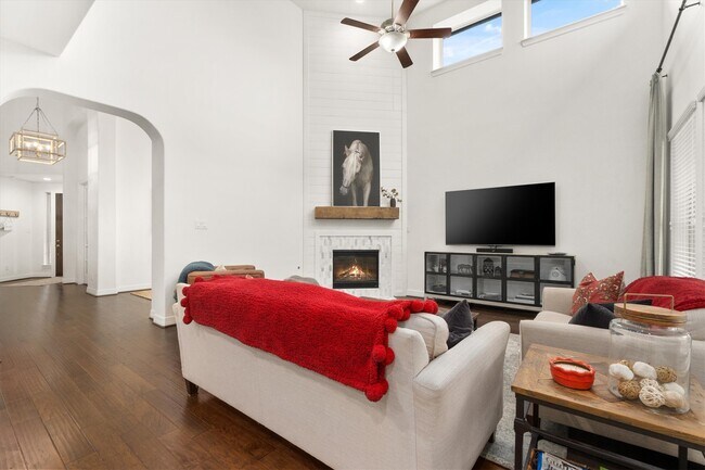 Foto del edificio - 27121 Holtwood Grove Rd