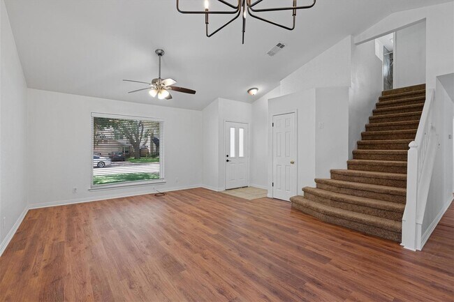 Foto del edificio - 1516 White Oak Loop
