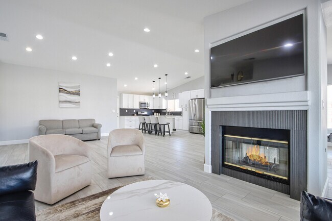 Building Photo - 81358 Avenida Blanca