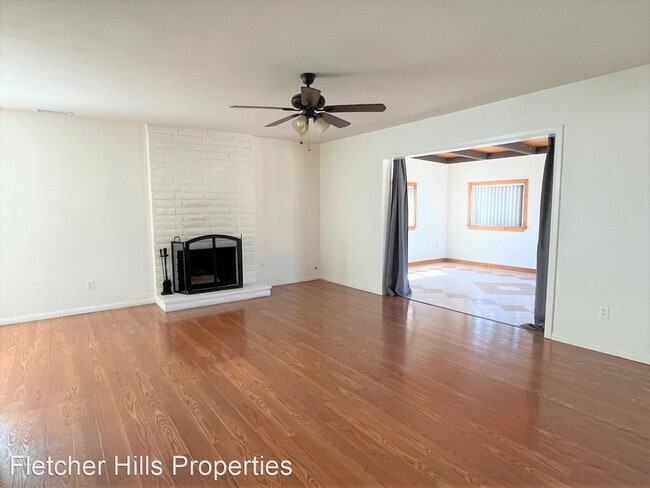 Building Photo - 3 br, 2 bath House - 9522 Mast Blvd