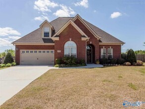 Building Photo - 25753 Summerwood Dr