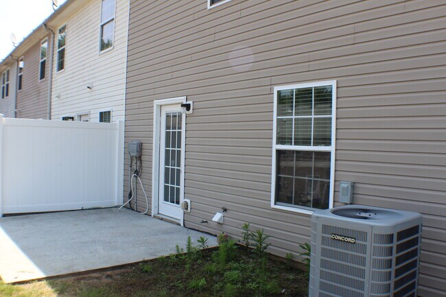 Building Photo - 515 Terrapin Ln