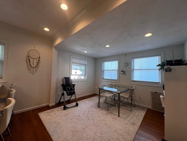 Building Photo - 78 Highland Ave