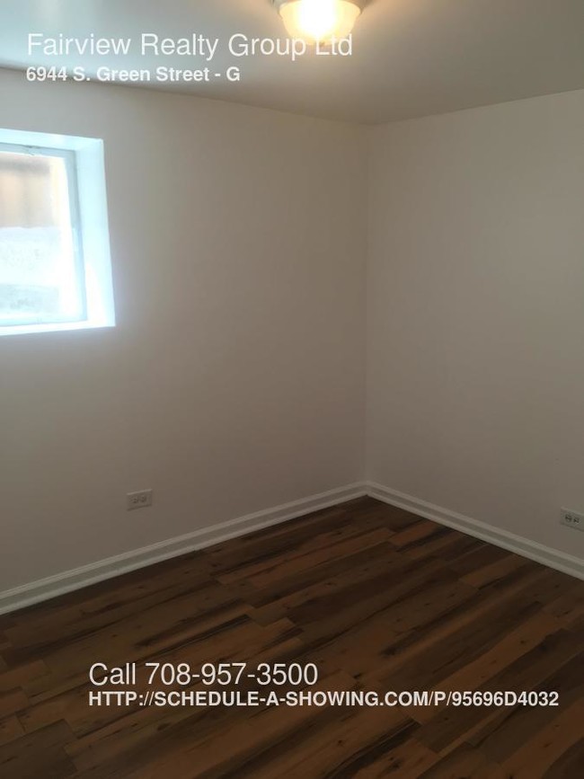 Building Photo - 6944 S Green St