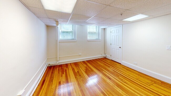 Building Photo - 1401 Beacon St