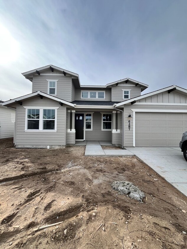 Foto principal - Brand New 3 bed 2.5 bath with flex room No...