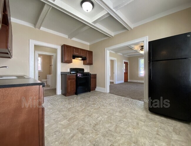 Foto del edificio - 1405 Hanger St