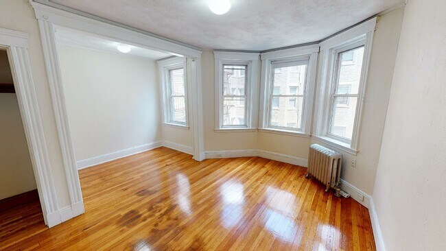 Building Photo - 1192 Boylston St
