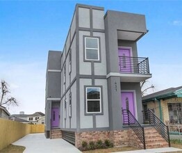 Building Photo - 431 Leboeuf St