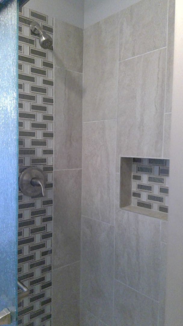 Building Photo - 3 Bed 2 Bath Condo