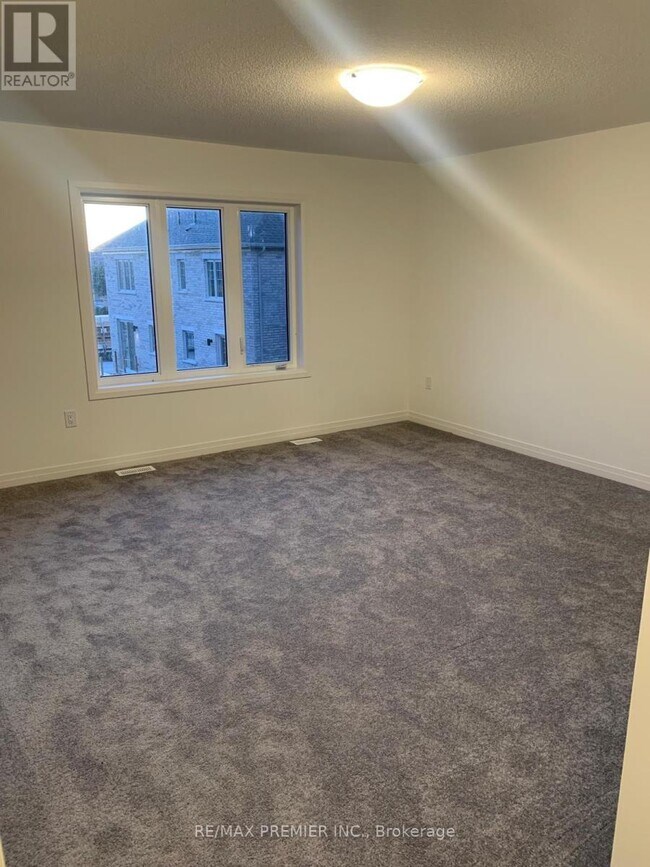 Photo du bâtiment - 72 W Oak Trl