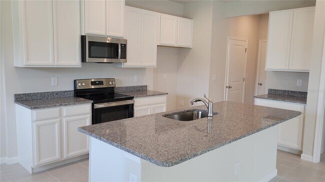 Building Photo - 5429 Spanish Moss Cv