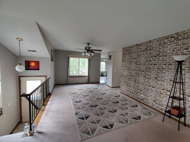 Foto del edificio - 2105 Southwind Cir