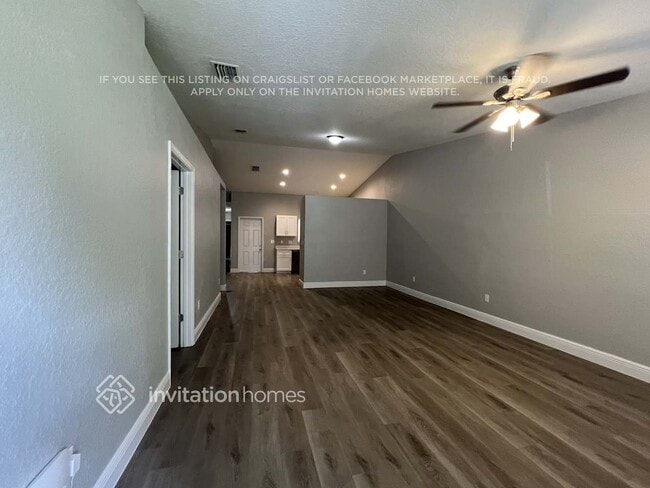 Foto del edificio - 10203 NW 36th St