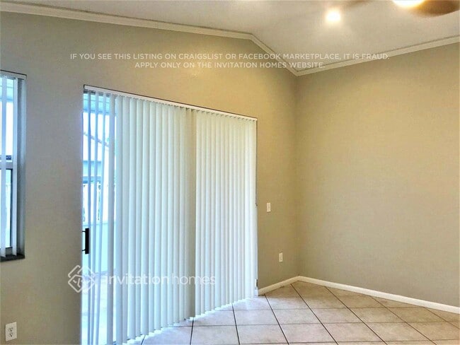 Building Photo - 1552 NW 157th Ave