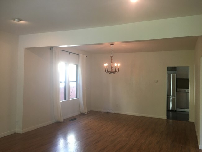 Foto del edificio - 714-716 N Alfred St