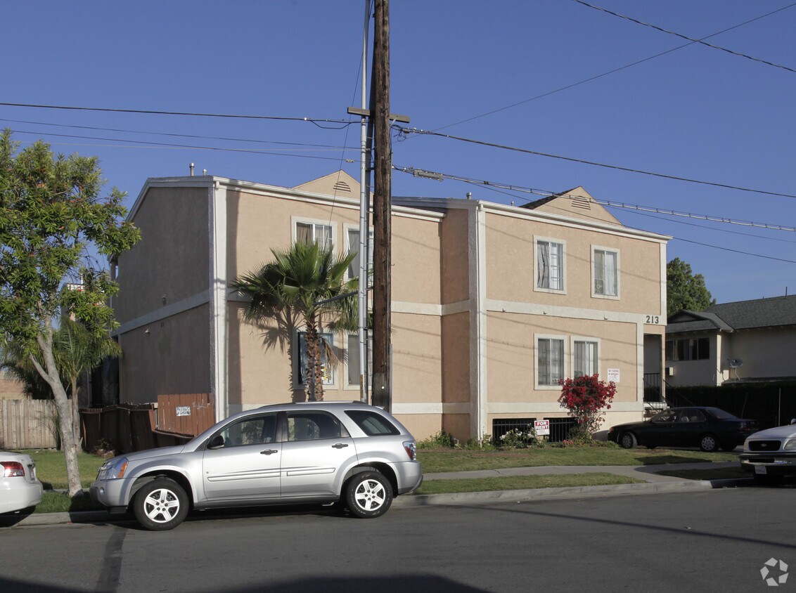 Foto del edificio - 213 S Walnut St