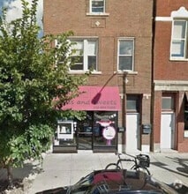 Building Photo - 2039 N Western Ave