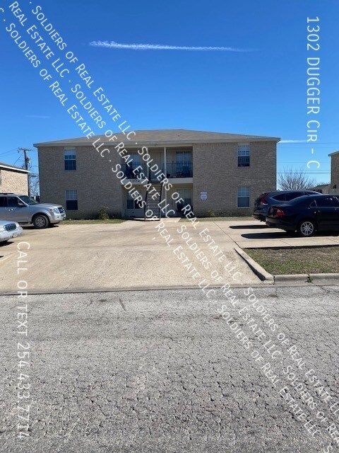 Foto principal - 1302 Dugger Cir