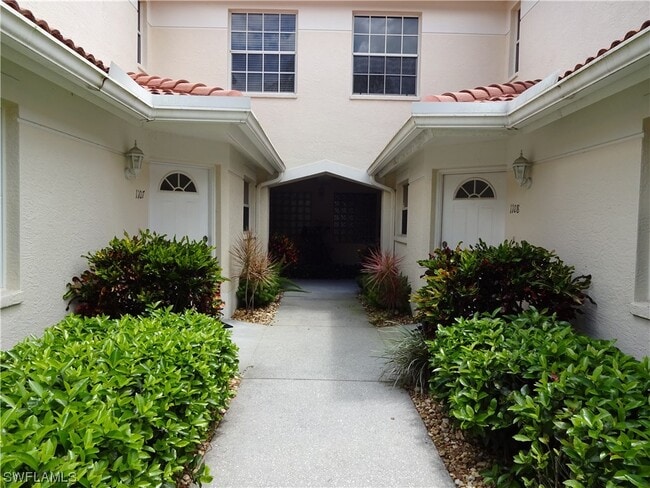 Building Photo - 690 Lalique Cir