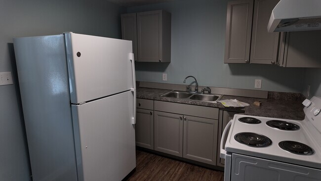 Building Photo - 526 Gridley Ave