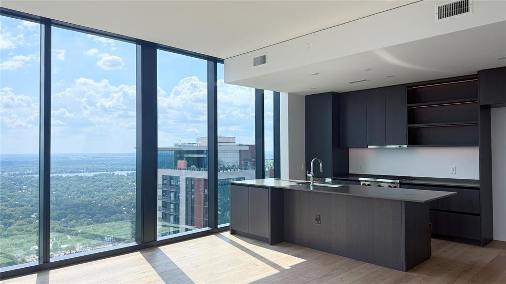 Foto principal - 610 Davis St