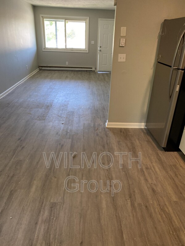 Foto del edificio - 10301 Medallion Dr