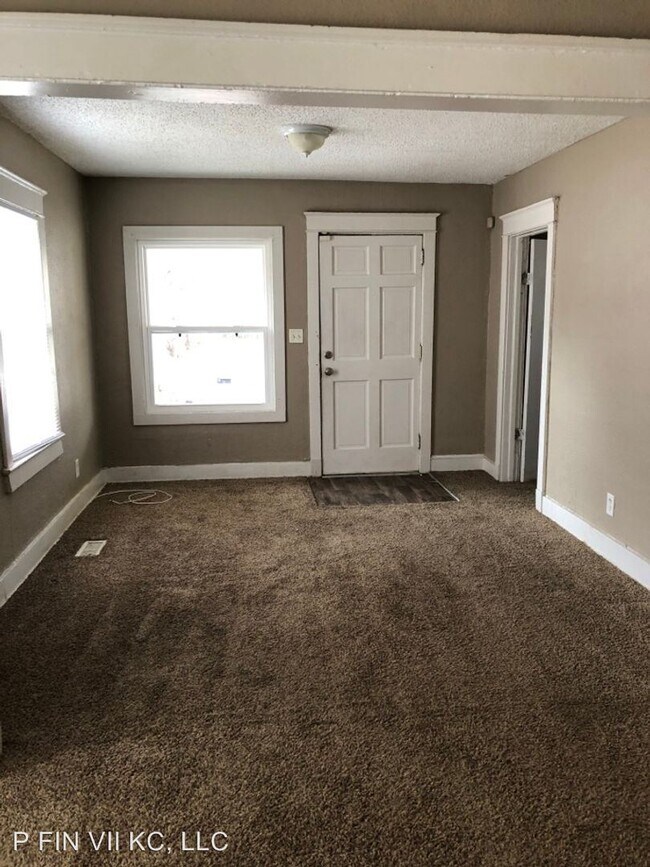 Building Photo - 3 br, 1 bath House - 7041 Walrond Ave