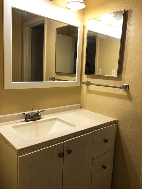 bath room - 6747 Quail Hollow Ct