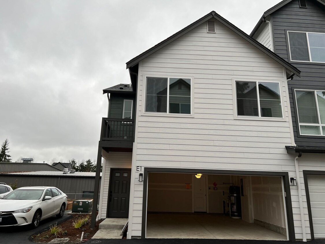 Lynnwood Townhome - Lynnwood Townhome