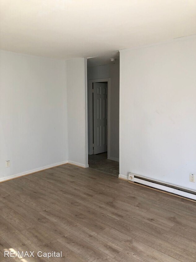 Building Photo - 2 br, 1 bath House - 139 HOWARD DRIVE UNIT C