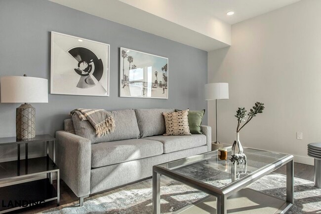 Foto del edificio - 8511 15th Ave NW