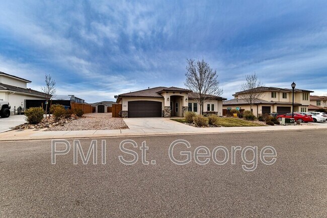 Foto del edificio - 3731 E Shooting Star Ln