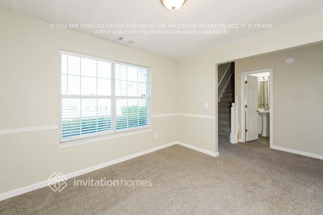 Foto del edificio - 3668 Gray Birch Dr