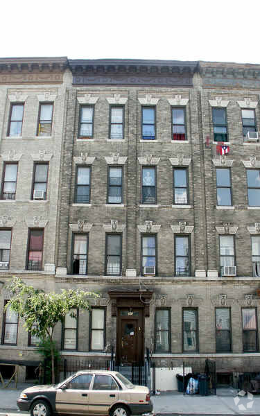 Primary Photo - 311 Troutman St