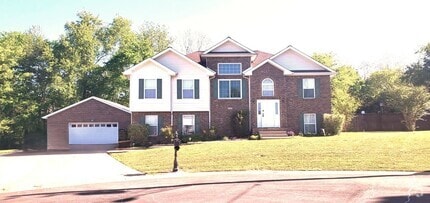 Building Photo - 105 Clearwater Ct