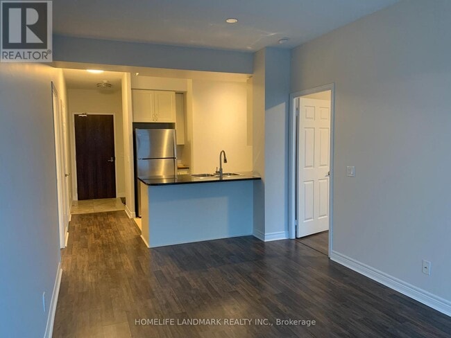 Photo du bâtiment - 339 Rathburn Rd W