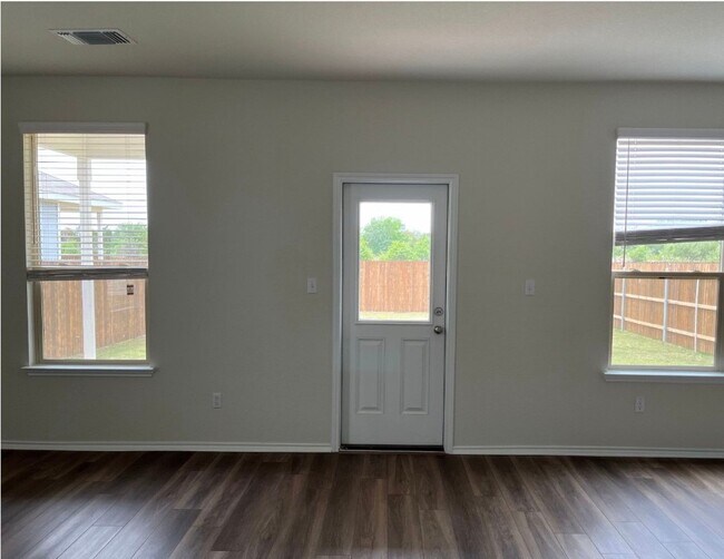 Foto del edificio - 209 Prairie Falcon Wy