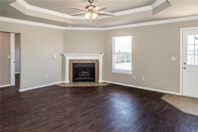 Building Photo - 6604 SW Springwood St