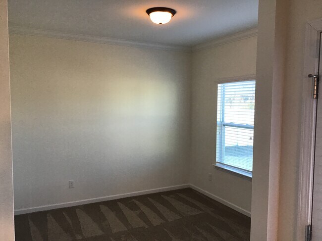 Building Photo - 2114 Atwell Glen Ln