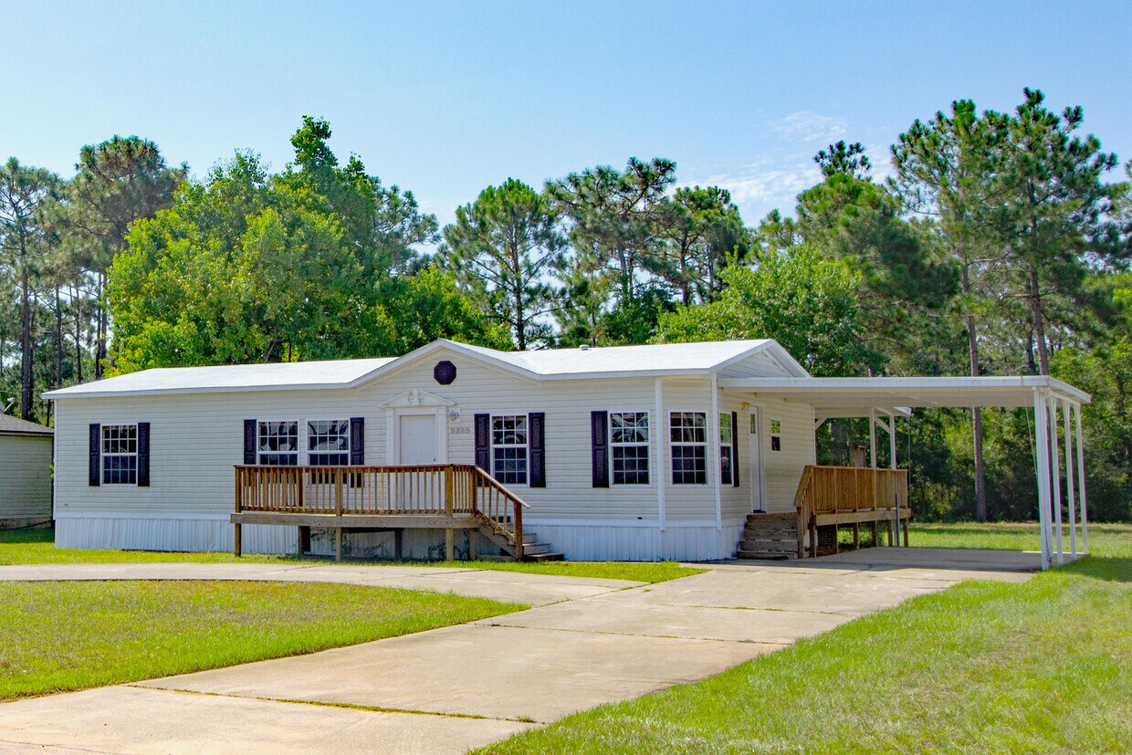 Foto principal - 9289 E River Dr