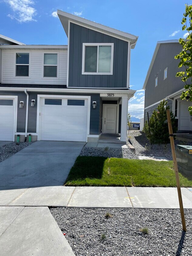 3875 W Bowie Dr, Magna, UT 84044 Townhome Rentals in Magna UT