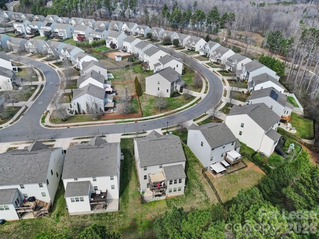 Building Photo - 6710 Carradale Way