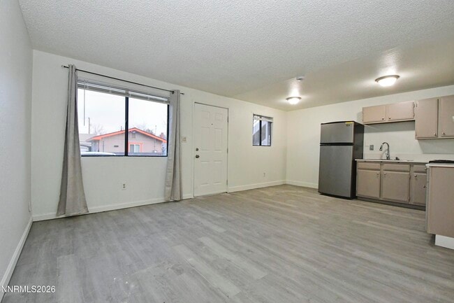 Foto del edificio - 1140 E St