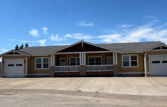 Building Photo - 203 Walnut Grove Ct