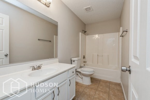 Foto del edificio - SELF TOUR NOW! - 2435 Summer Meadow Ct, Ch...