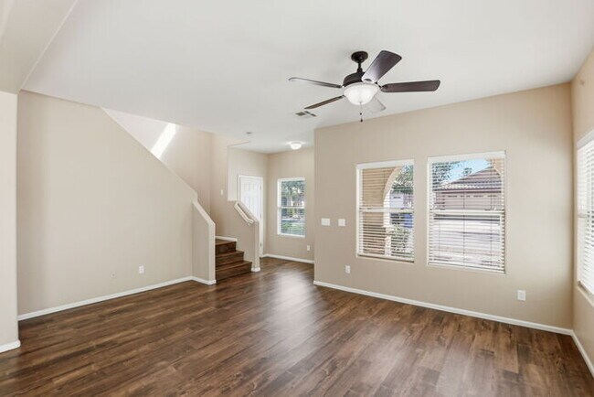 Foto del edificio - 981 S Deerfield Ln