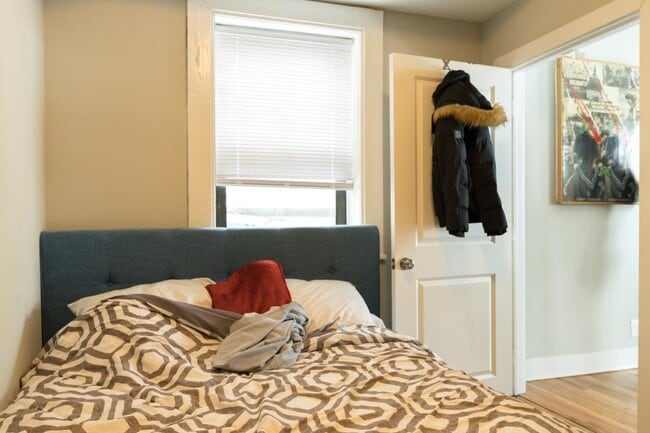 Building Photo - 1 bedroom in Chicago IL 60642