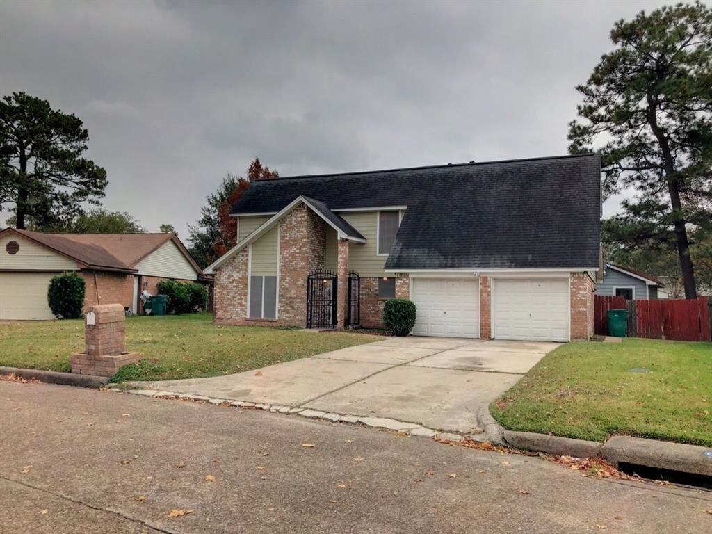 Primary Photo - 503 La Riviera Dr
