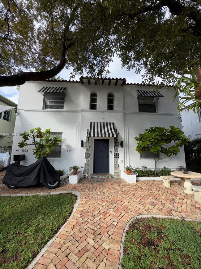 Foto del edificio - 1524 Euclid Ave